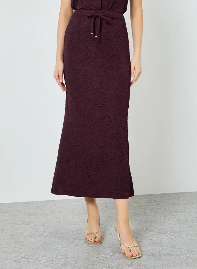 Women's Textured Straight Maxi Skirt Burgundy
