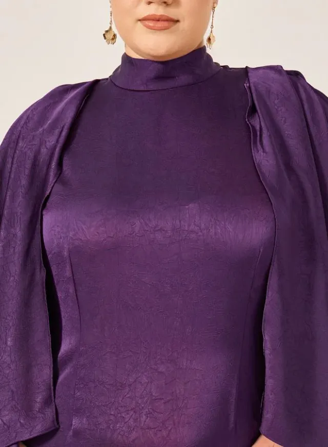 Plus Size Cape Sleeve Maxi Dress – image 4