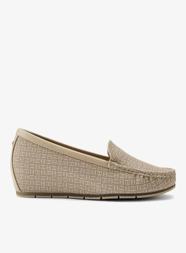 Women's Round-Toe Slip-On Wedge Loafers - Monogram Print – image 3