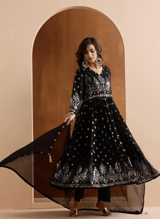 Women's Embellished Georgette Kurta Set Black