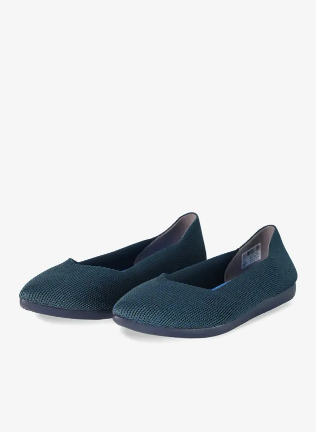 Cloud Edition Closed-Toe Flat Shoes Rosewood – image 5