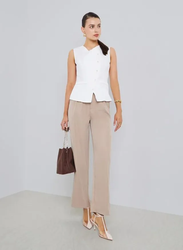 Women's White V-Neck Sleeveless Blouse – image 2