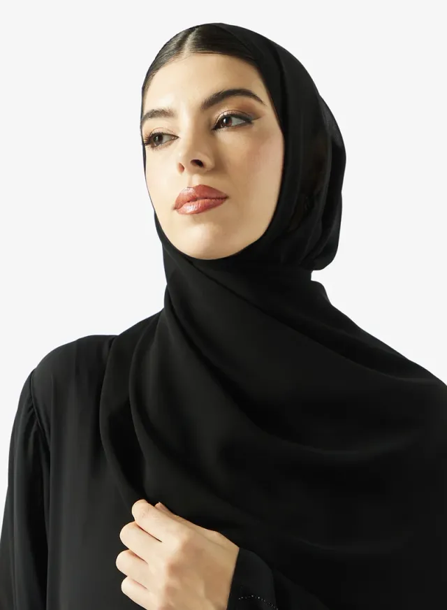 عباية مفتوحة بياقة على شكل حرف  مزينة بالزهور – صورة 4