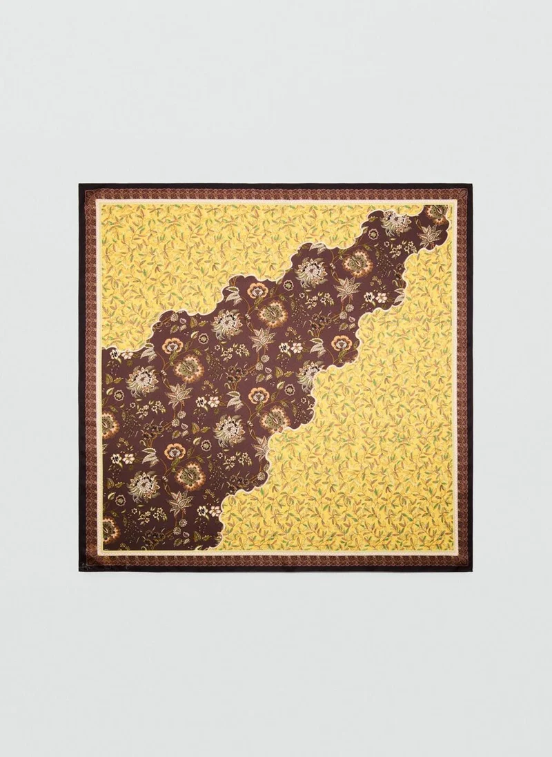 وشاح ساتان مطبوع