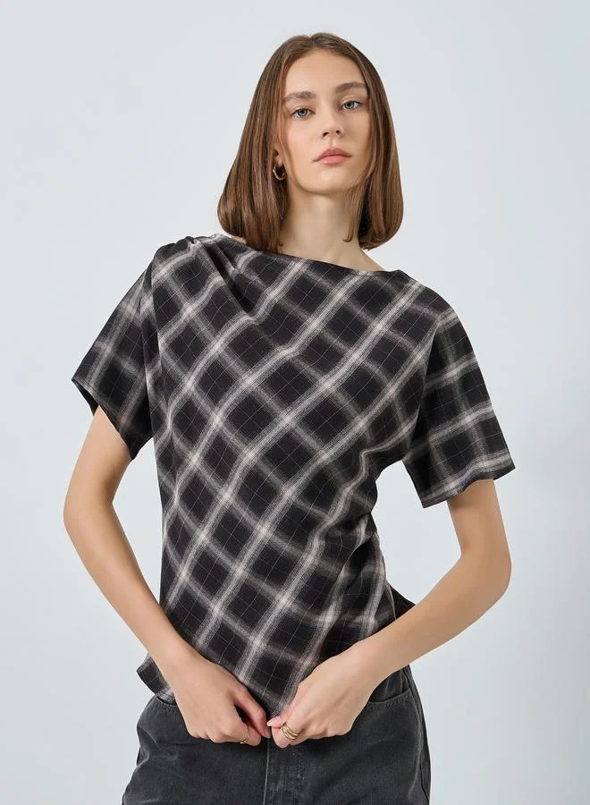 Checked Pleated Blouse Brown
