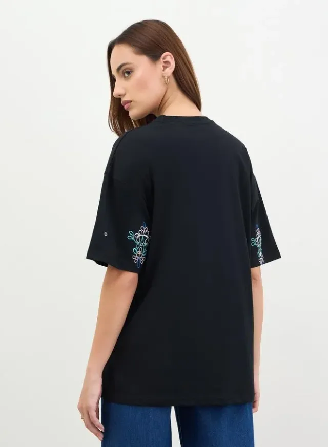 Embroidered Oversized T-Shirt Green – image 5