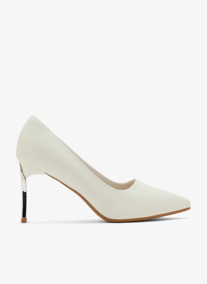Essential Classic Pump White