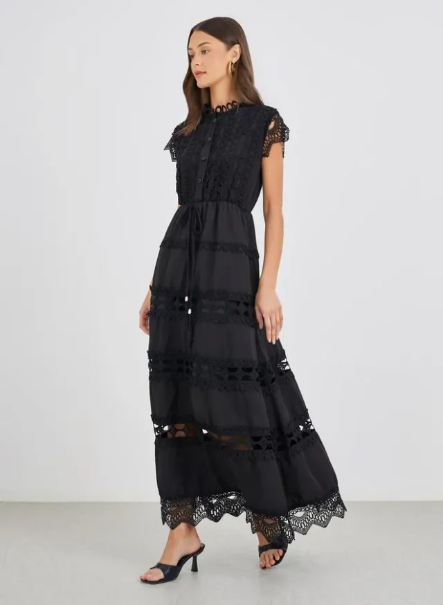 Tiered Lace Short Sleeve Maxi Dress – image 2