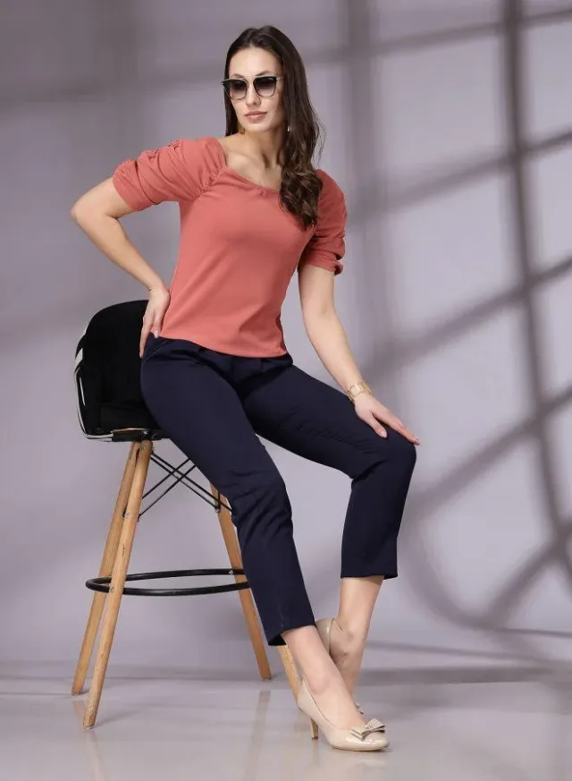 Women's Mid-Rise Pleated Pants – image 6