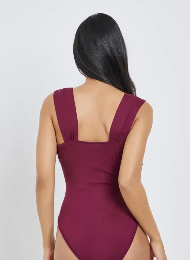 Styli Women's Square Neck Bodysuit Burgundy – image 5