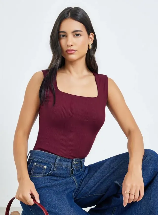 Square Neck Fitted Knit Top Burgundy – image 3