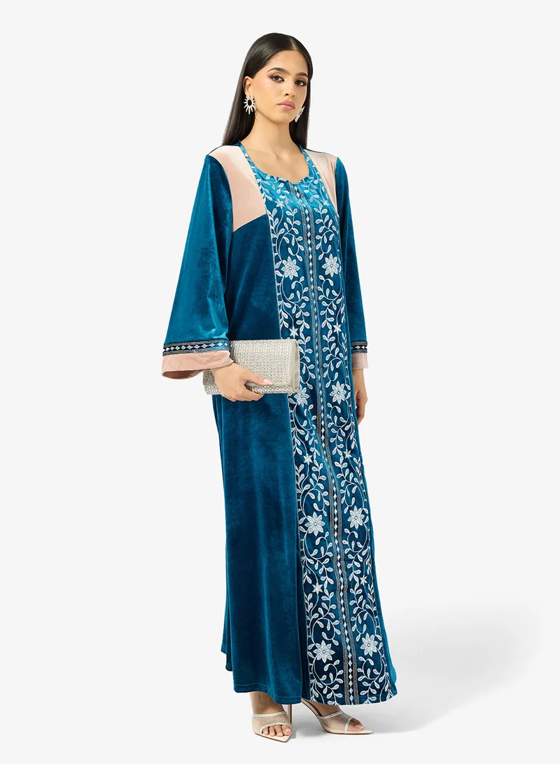 Elegant Embroidered Jalabiya