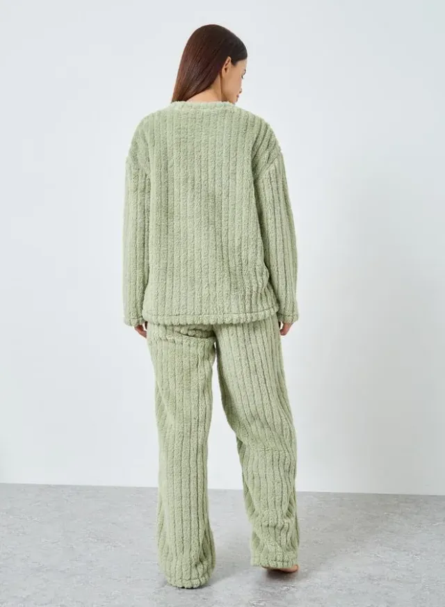 Chunky Rib Fleece Drop Shoulder Top and Pyjama Set – image 4