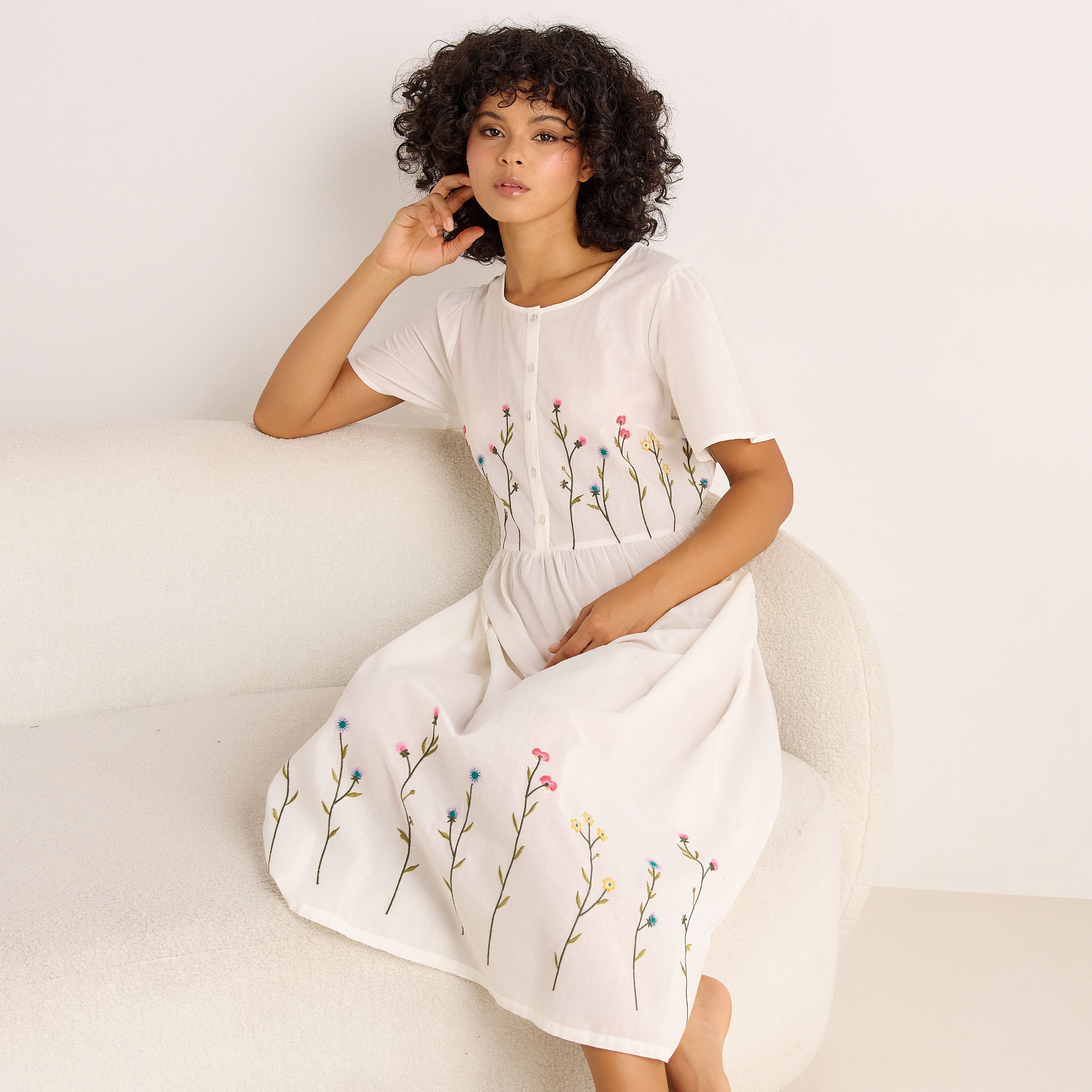 Floral Embroidery Cotton Short Sleeve Night Dress White