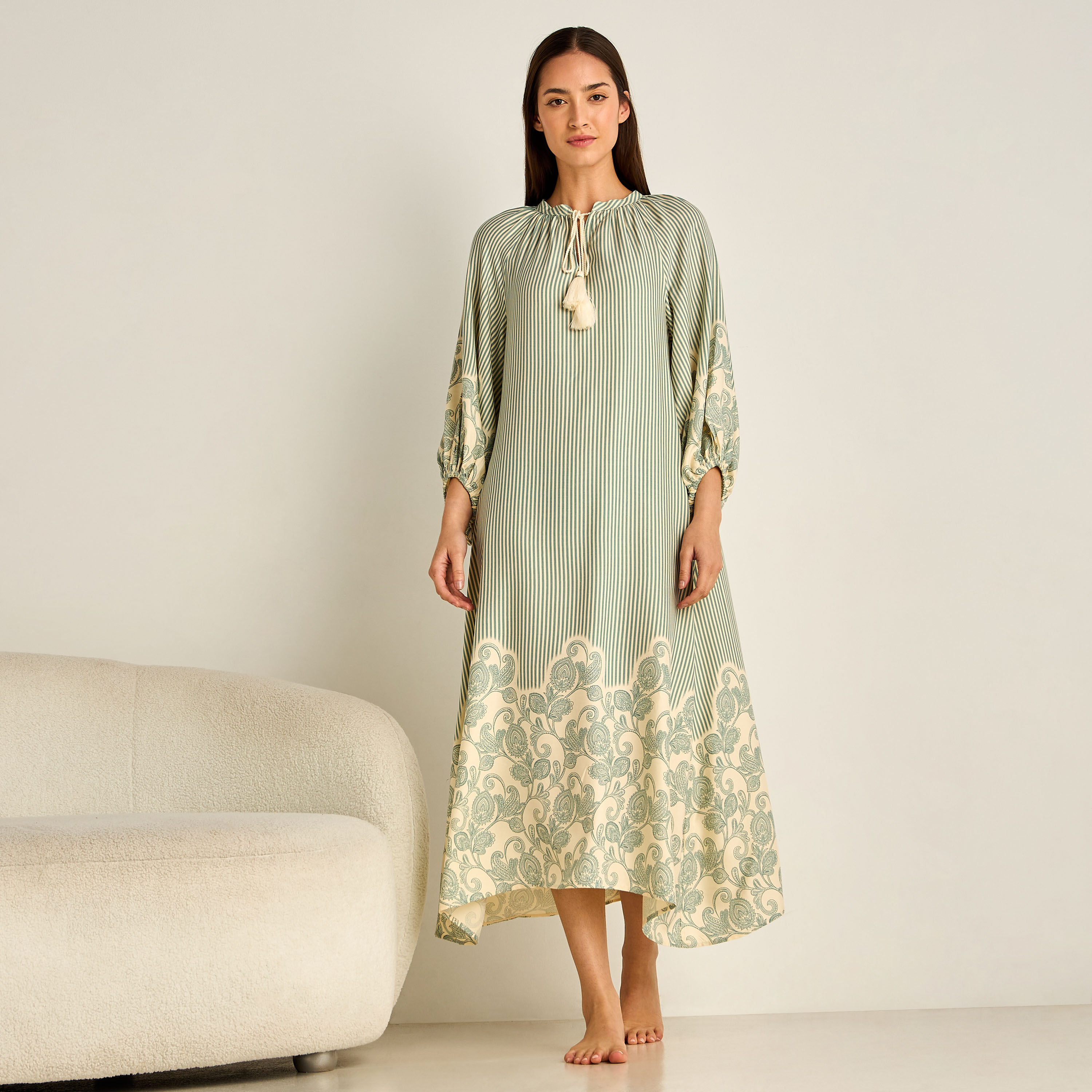 Tassel Tie-Up Viscose Long Sleeve Night Gown Green