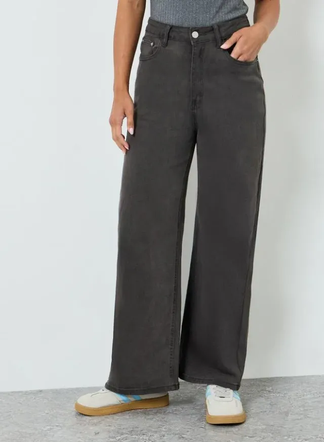 Women's High Rise Straight Jeans Grey