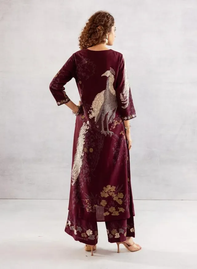 Ishin Women's Wine Rayon Printed 2-Piece Kurta Set – image 2