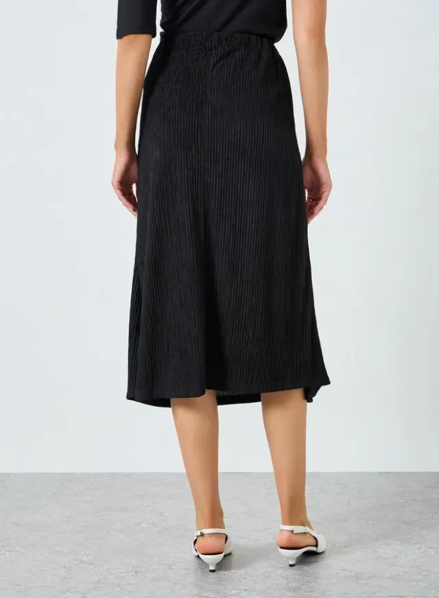 Textured Midi Skirt Black – image 4