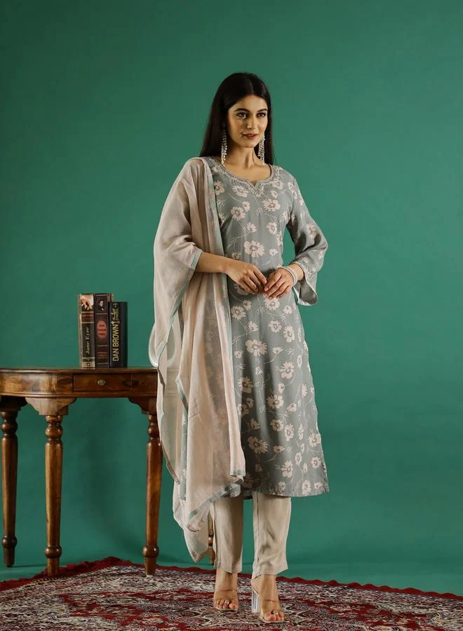 Sanskrutihomes Floral Cotton V-Neck Kurta Set Grey