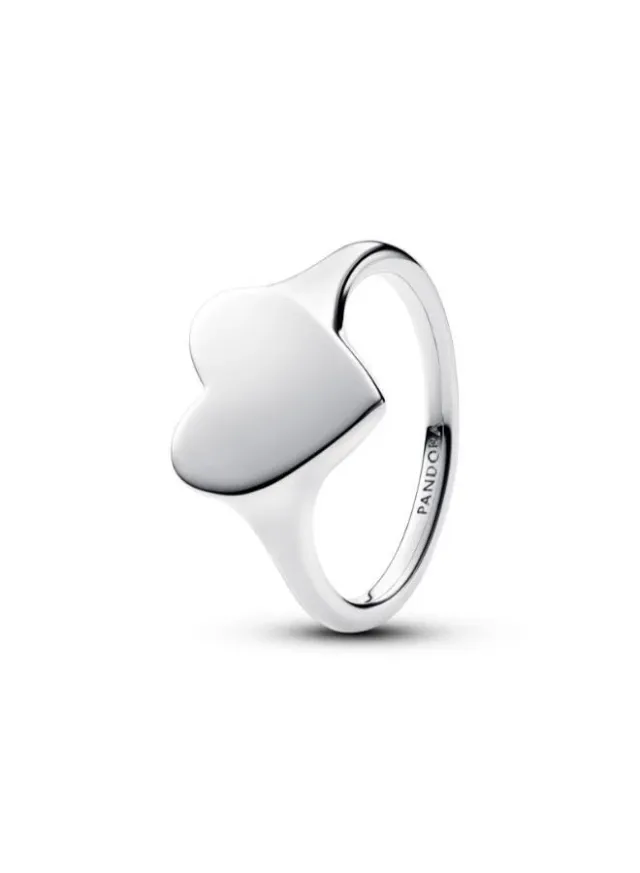 Minimalist Heart Ring – image 2
