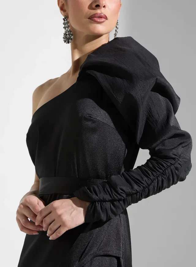 Asymmetric Sleeve Gown – image 3