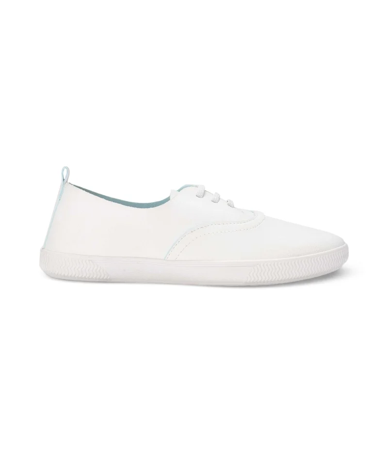 Minimal Lace‑Up Casual Sneakers