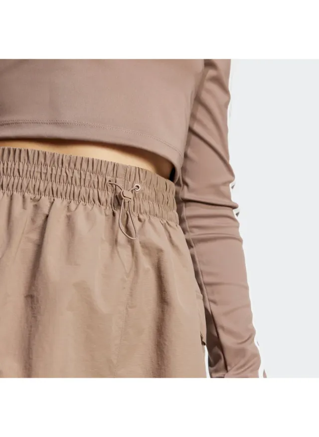 Women's Loose Fit Cargo Shorts with Drawcord Waist and Oversize Pockets – image 3