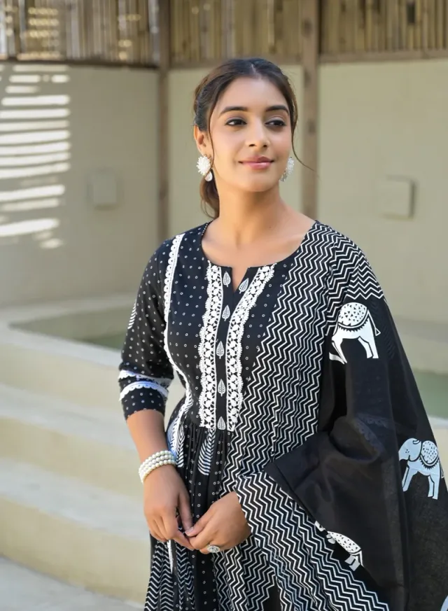 Women's Cotton Kurta Set Red – image 3