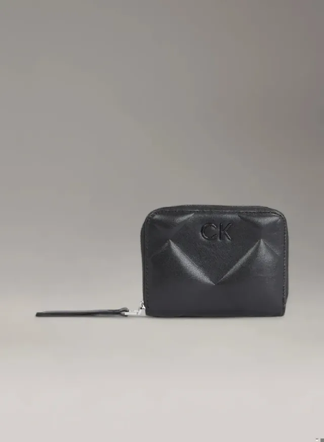 **Zip Around Wallet**