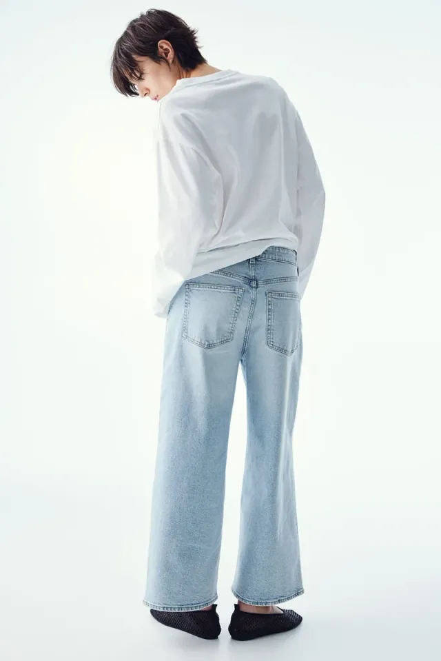High-Waist Wide-Leg Jeans – image 2