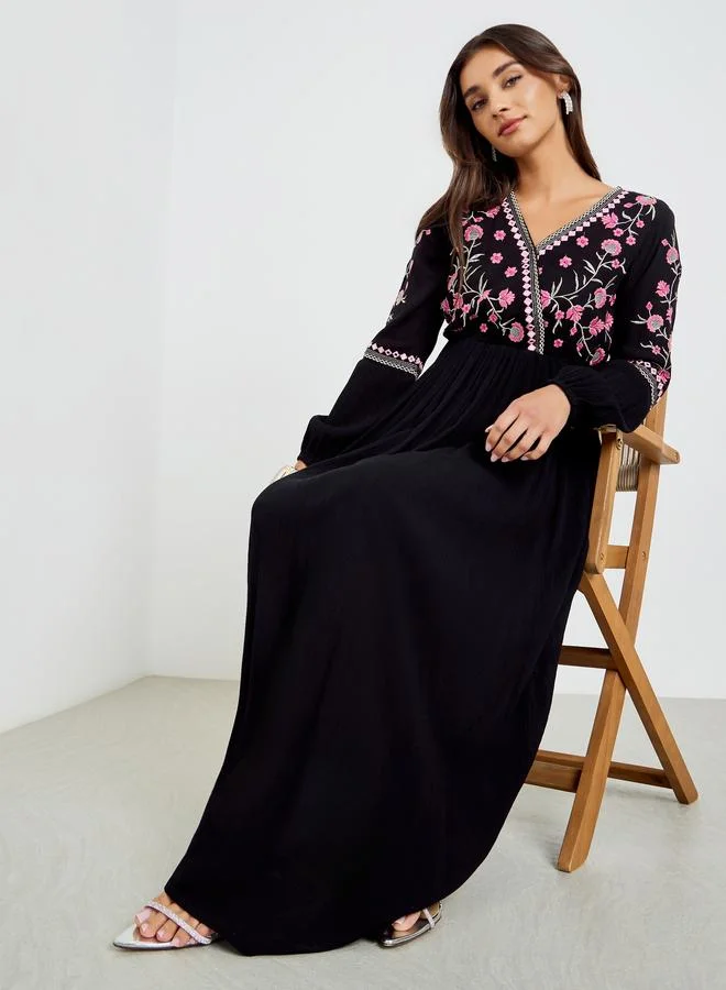 Embroidered V-Neck Maxi Dress Black