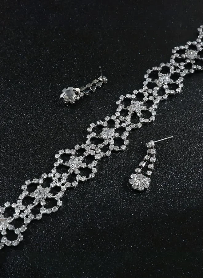 Women Silver Floral Crystal Choker Necklace And Earrings Set