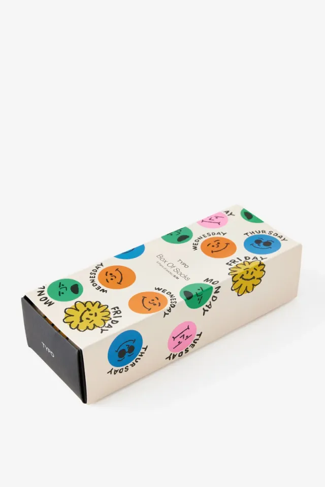 Box of Socks Beige – image 3