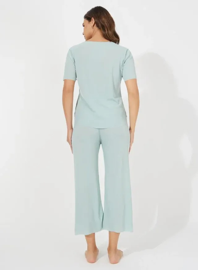 Seamless Textured T-Shirt and Pajama Set – image 5