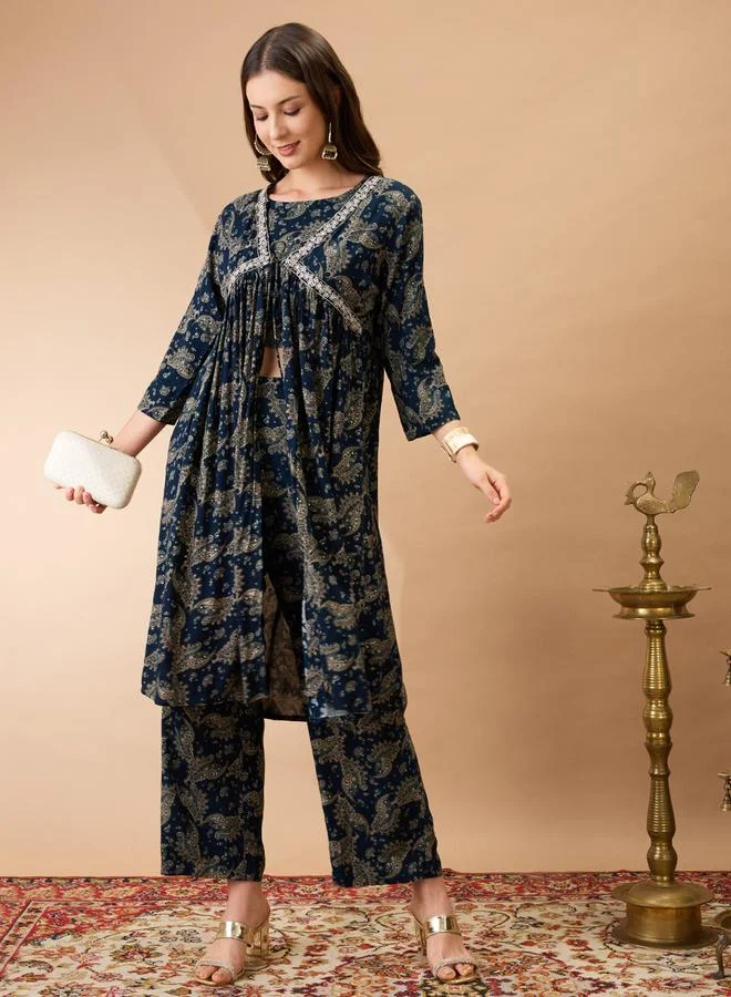 Paisley Print 3-Piece Crop Top, Pants and Shrug Set Blue