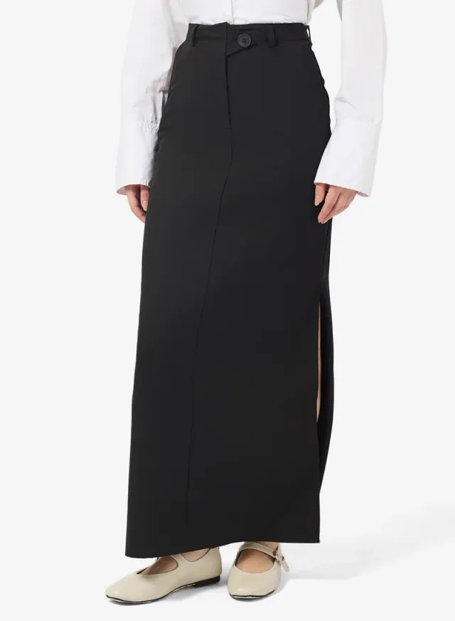 Side Slit Skirt Black
