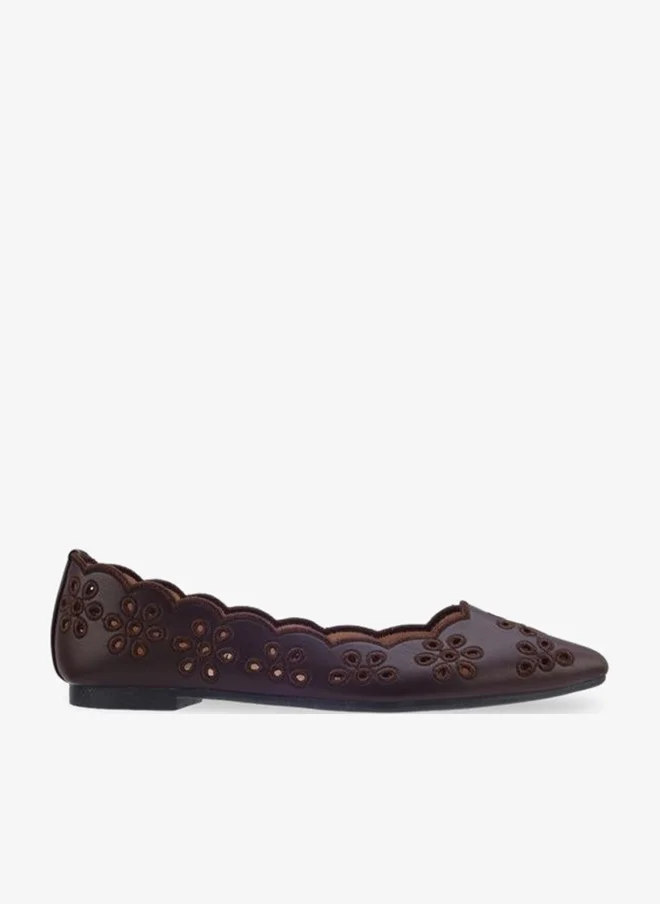 Women's Laser Cut Ballerina Shoes Brown