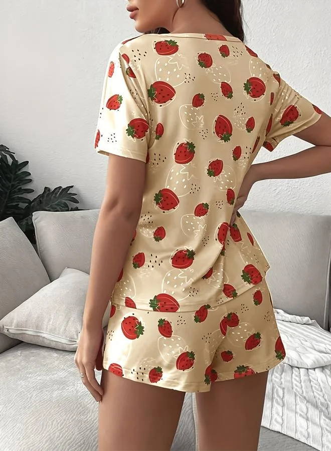 مجموعة من تيشيرت بطبعة فراولة وشورت
