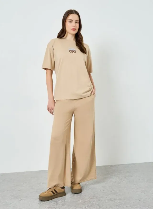 Embroidered Oversized T-Shirt Beige – image 2