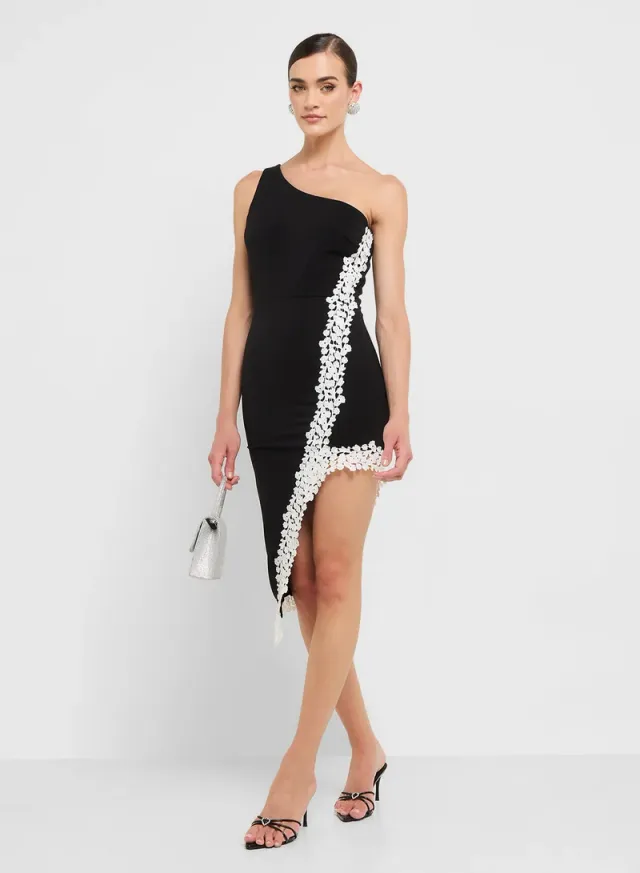 Black One-Shoulder Bodycon Dress with Lace Detail – image 4