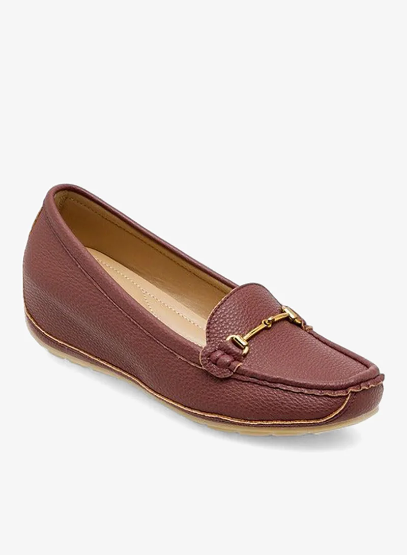 Metal Accent Wedge Comfort Loafers Burgundy