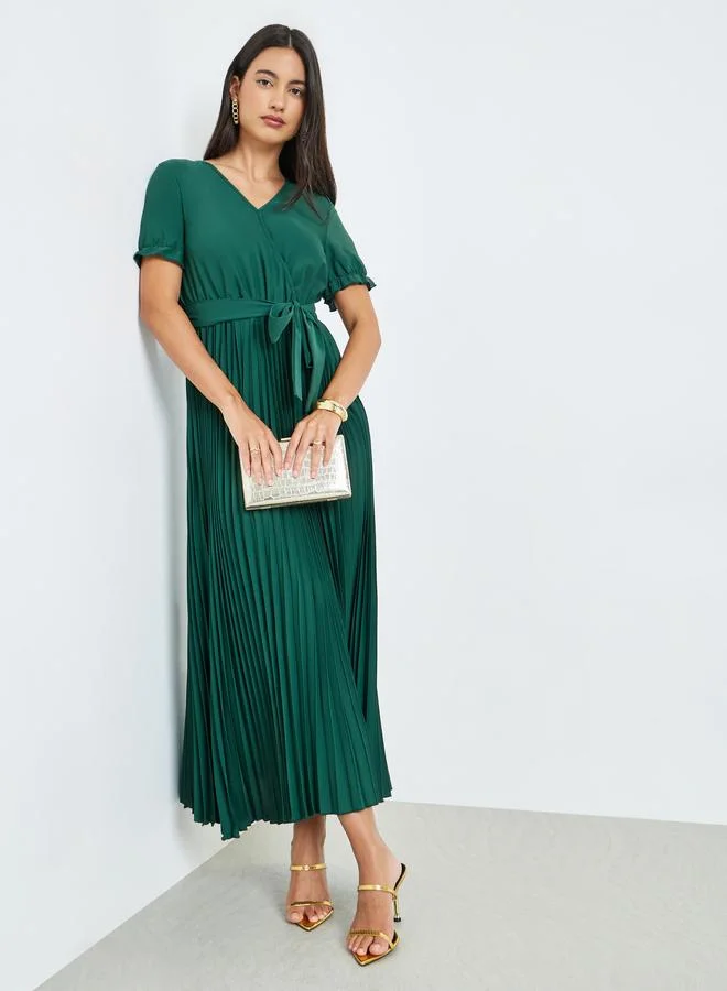 Pleated A-Line Maxi Dress with Tie Belt Dark Green