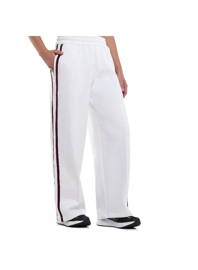 Everyday Comfort Women's Joggers White