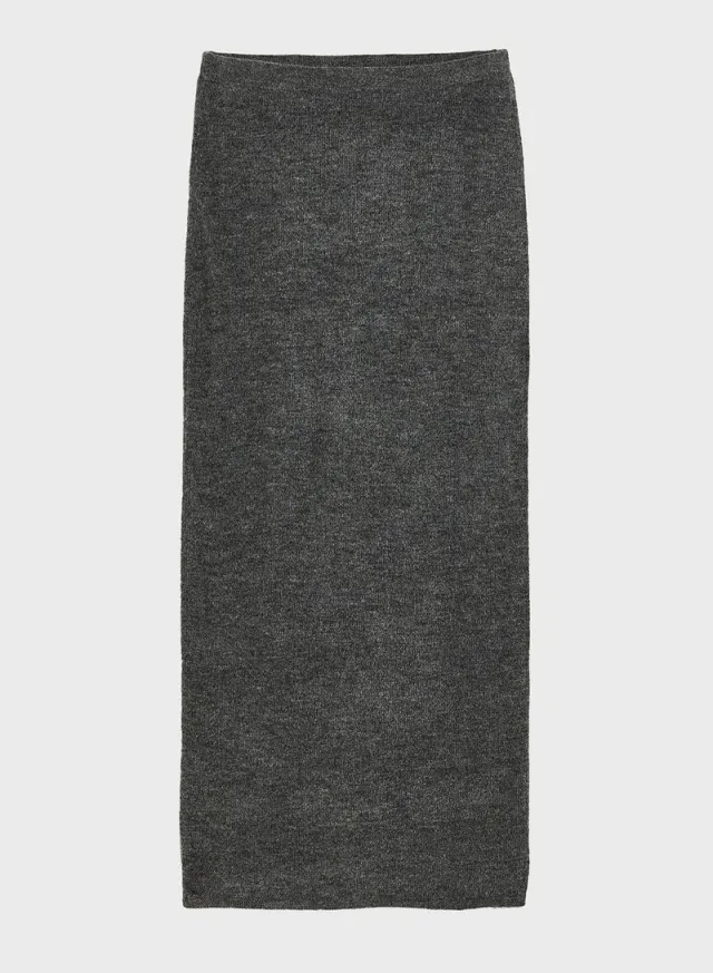 High-Waist Knitted Skirt – image 4