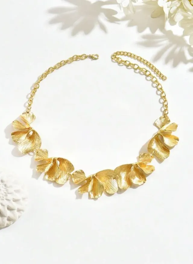 Women Gold Floral Statement Necklace – image 4