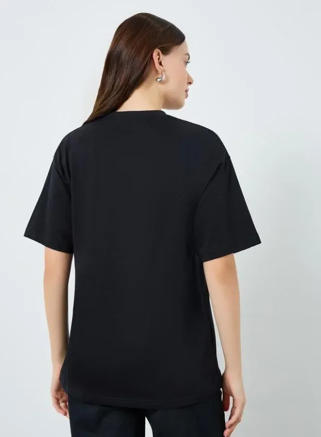 Women's Oversized Graphic T-Shirt Black – image 5