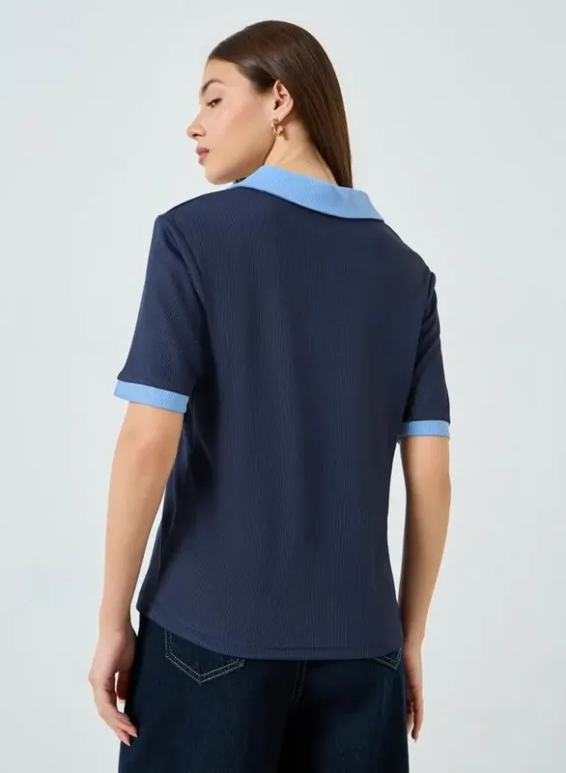 Contrast Trim V-Neck Knit T-Shirt Navy Blue – image 5