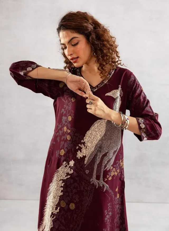 Ishin Women's Wine Rayon Printed 2-Piece Kurta Set – image 6