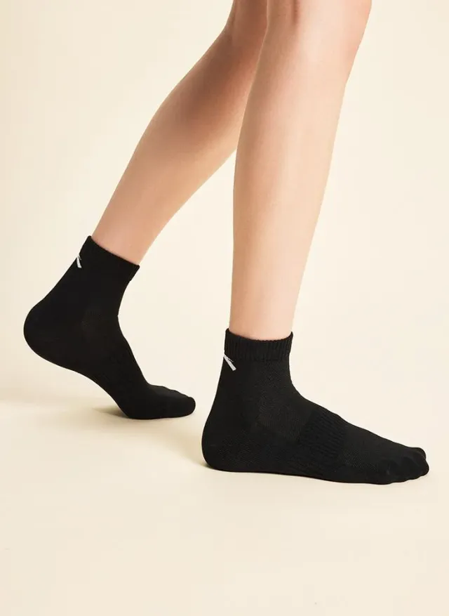 Unisex Cross Training Sports Socks 3-Pack – image 4