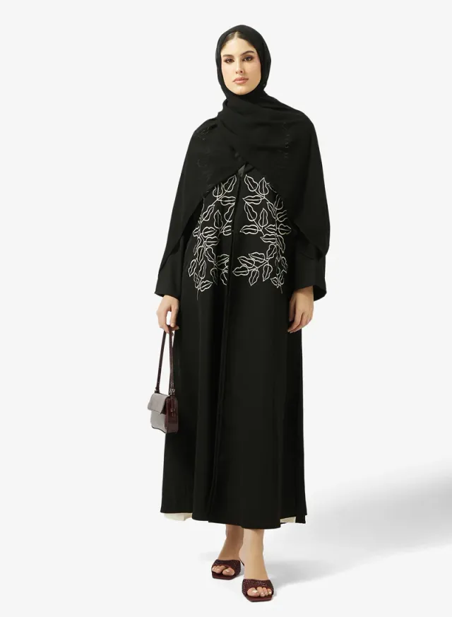 Black Floral Embroidered Abaya with Wide Lapel and Open Front – image 5